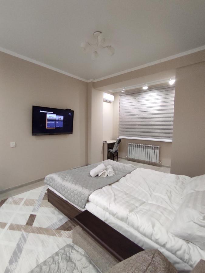 Уютная Квартира-Студия Жк Lotus Terrace Daire Almatı Dış mekan fotoğraf