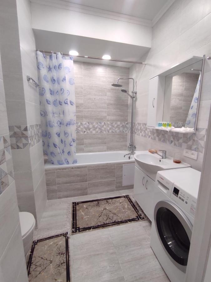 Уютная Квартира-Студия Жк Lotus Terrace Daire Almatı Dış mekan fotoğraf